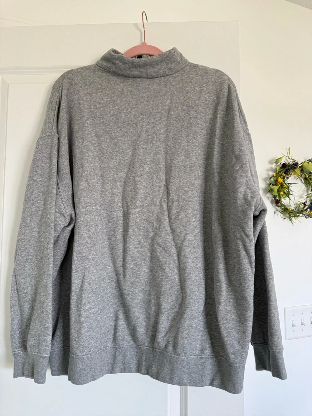 Nike classic pullover